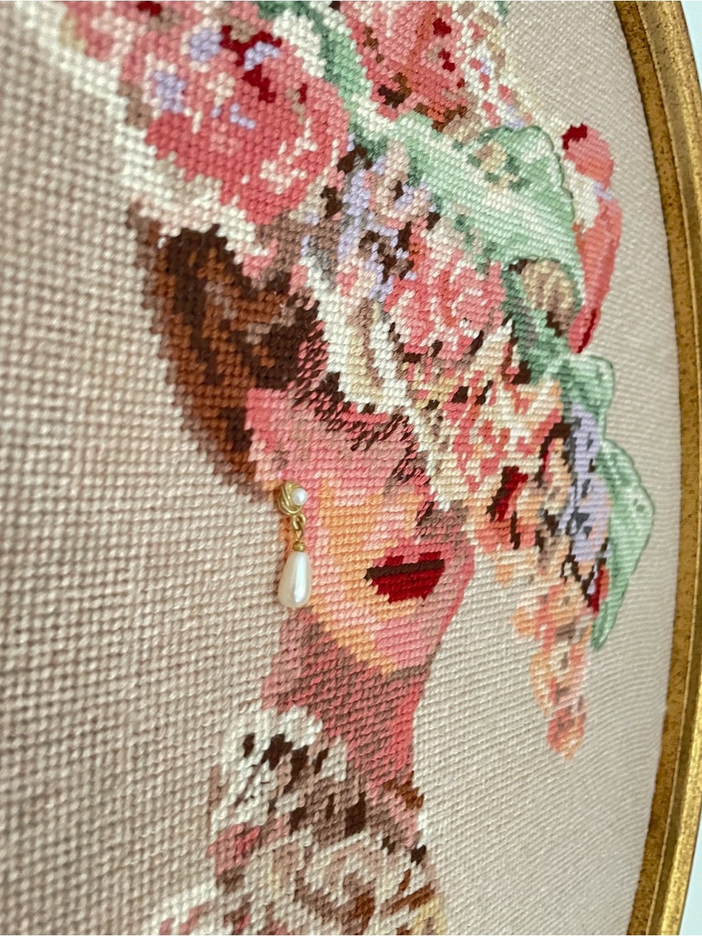 VINTAGE Dimensions Gold Collection "Victorian Elegance" Framed Needlepoint Art - Picture 5 of 9